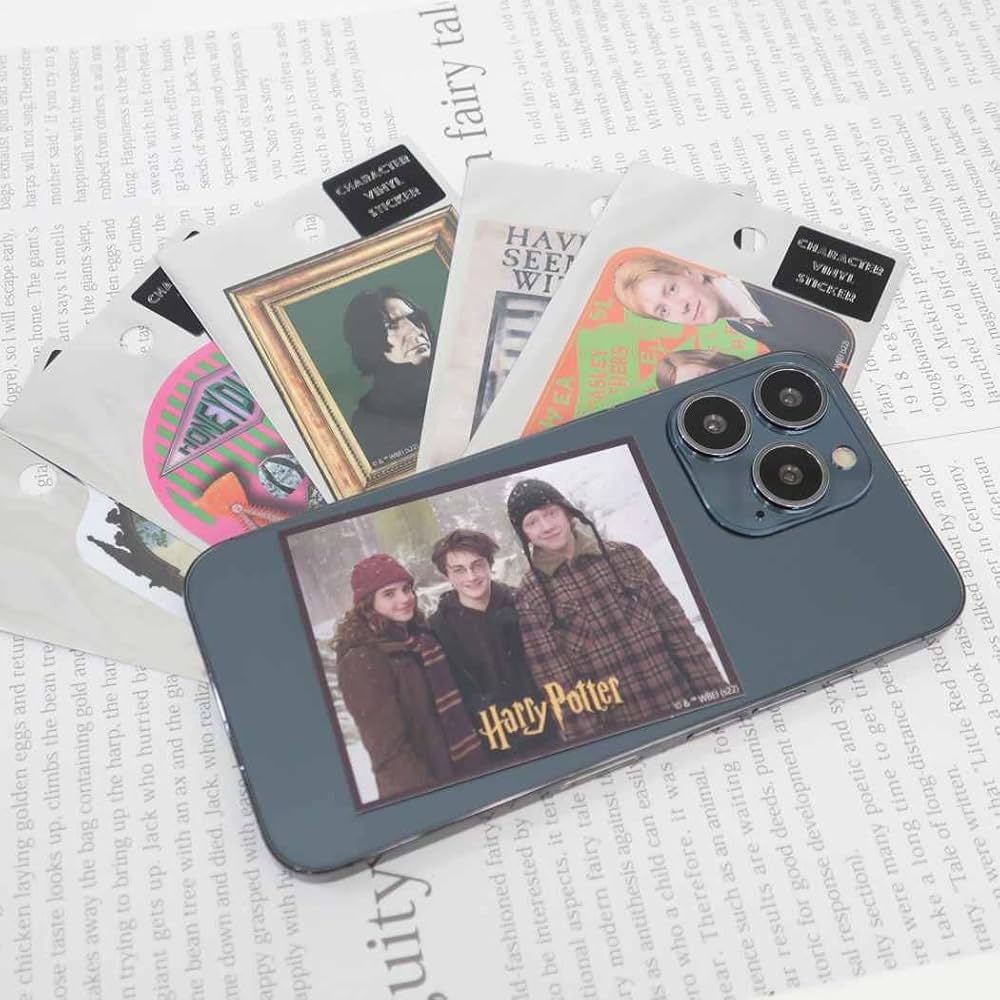ハリーポッター　フィルム入り額縁 Amazon.co.jp: ワーナーブラザーズ ハリーポッター 同窓生